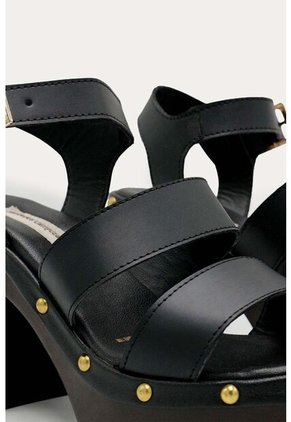 Sandalia Tacon Alma Negro Mercedes Campuzano