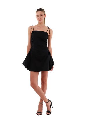 Vestido Corto Britt Negro Mercedes Campuzano