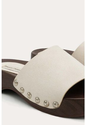 Sandalia Plana Eva Beige Mercedes Campuzano