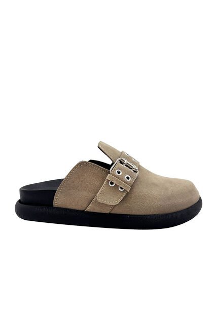 Zueco Plano Karla Arena Mercedes Campuzano