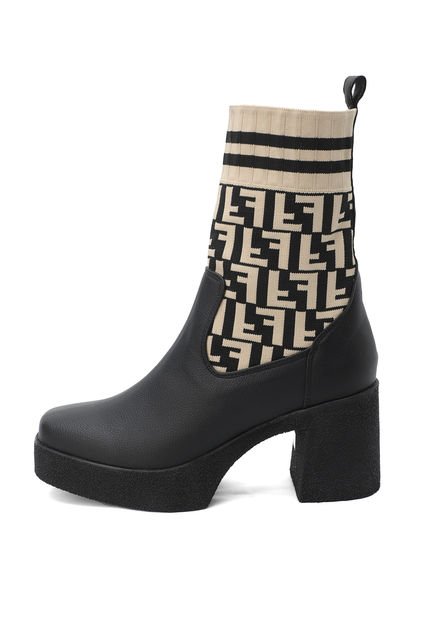 Botín Bratz Media Negro Moca