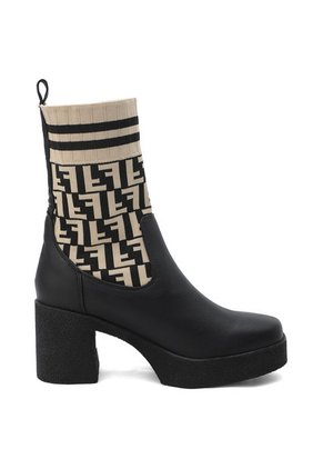 Botín Bratz Media Negro Moca