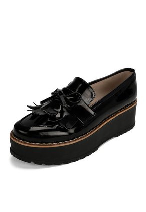 Zapato Mocasin Praga Charol 123 Moca