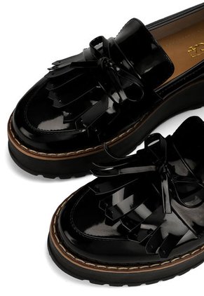 Zapato Mocasin Praga Charol 123 Moca