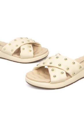 Sandalia Plana Nobuck Dorado Crema Modare