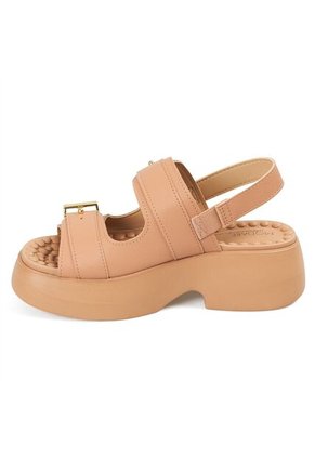 Sandalia Chunky Comfort Plataforma Nude Modare