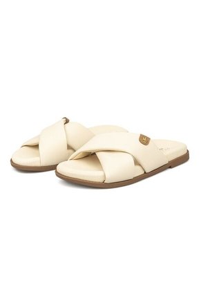 Sandalia Plana Ultra Soft Crema Modare