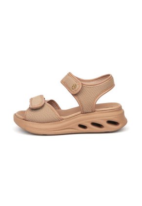 Sandalia Plana Confort Beige-Nude Modare