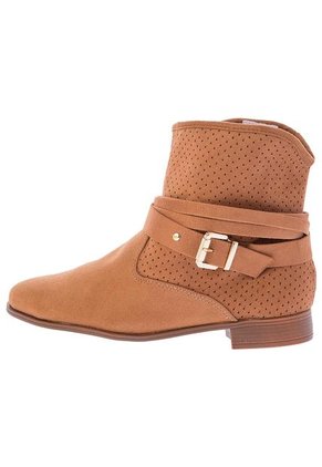 Botín Caramelo Moleca