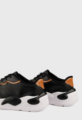 Tenis Negro-Café-Blanco moleca