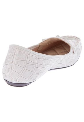 Mocasín Blanco Marfil Moleca