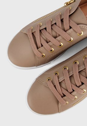 Tenis Beige-Dorado-Blanco moleca