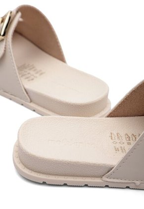 Sandalia Plana Slide Niña Marfil Molekinha