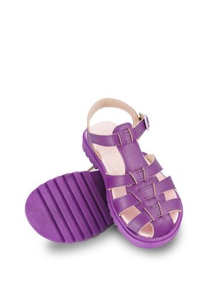 Sandalia Morada Molekinha