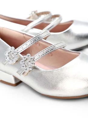 Zapato Casual Plateado Molekinha