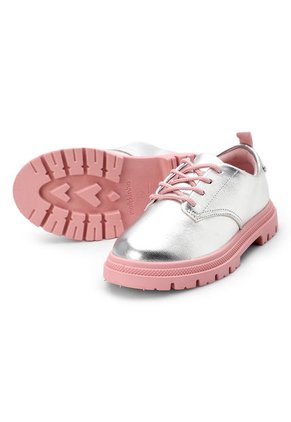 Zapato Casual Plateado-Palo Rosa Molekinha