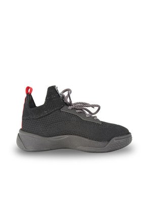 Tenis Lifestyle Negro - Rojo  Molekinho