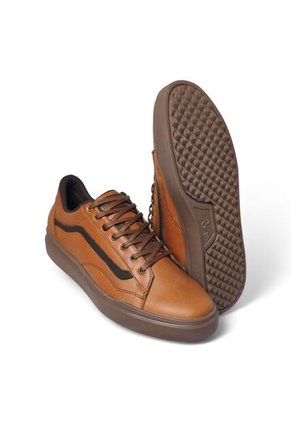 Tenis En CUERO Para Hombre Marca Monserrate Ref Pardo Color Miel
