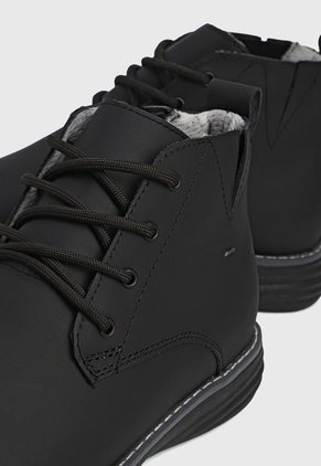 Bota Casual Negro-Gris Monserrate