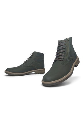 Botas En CUERO Para Hombre Marca Monserrate Ref Quechua Color Verde