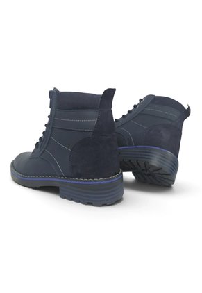 Botas En CUERO Para Hombre Marca Monserrate Ref Quechua Color Azul