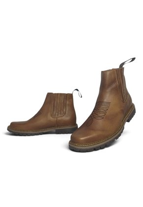 Botas En CUERO Para Hombre Marca Monserrate Ref El Aventurero Color Marron