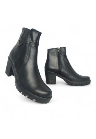 Botines De Mujer En Cuero Color Negro MoreLiber Ref. Lux Monserrate