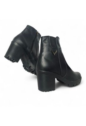 Botines De Mujer En Cuero Color Negro MoreLiber Ref. Lux