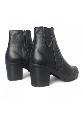 Botines De Mujer En Cuero Color Negro MoreLiber Ref. Lux