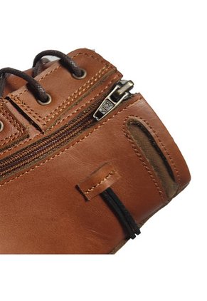 Botas En Cuero Para Hombre Color Alamo Marca Monserrate Ref. Oakland