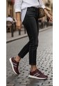 Tenis En CUERO Para Mujer Marca Moreliber Ref Elite Color Vino-Animal Print de Monserrate