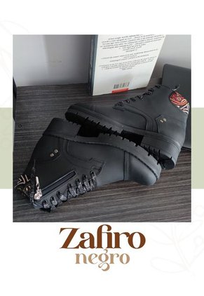 Bota En Cuero Para Mujer Color Negro MoreLiber Ref. Zafiro