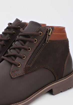 Bota Casual Café Monserrate