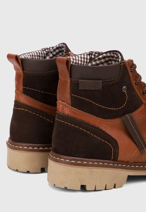 Bota Casual Café Monserrate