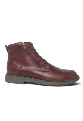Botas En CUERO Para Hombre Marca Monserrate Ref Nogal Color Vino