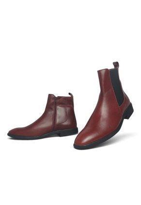 Botas En CUERO Para Hombre Marca Monserrate Ref Fontanar Color Vino