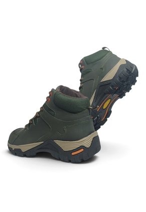 Botas En CUERO Para Hombre Marca Monserrate Ref Niebla Color Verde