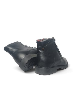 Botas En CUERO Para Hombre Marca Monserrate Ref Nogal Color Negro