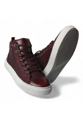 Tenis En CUERO Para Mujer Marca Moreliber Ref Prisma Color Vino