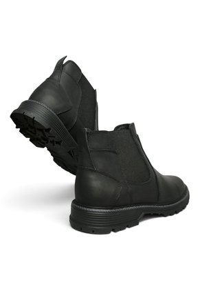 Botas En CUERO Para Hombre Marca Monserrate Ref Caporal Color Negro
