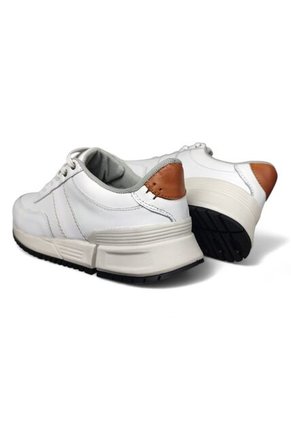 Tenis En CUERO Para Hombre Marca Monserrate Ref Vulcano Color Blanco
