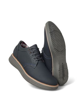 Tenis En CUERO Para Hombre Marca Monserrate Ref Tucán Color Gris