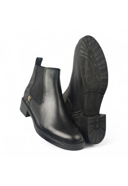 Botas Para Mujer En Cuero Color Negro  Marca MoreLiber Ref. Esbelta