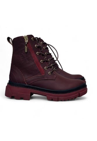Bota De Mujer En Cuero Color Vinotinto Marca MoreLiber Ref. Mandala Monserrate
