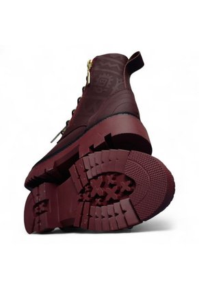 Bota De Mujer En Cuero Color Vinotinto Marca MoreLiber Ref. Mandala