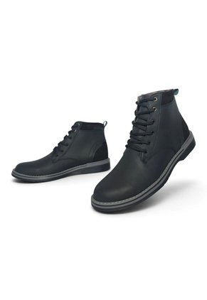 Botas En CUERO Para Hombre Marca Monserrate Ref Cocora Color Negro
