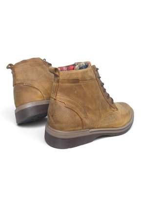 Botas En CUERO Para Hombre Marca Monserrate Ref Cocora Color Caoba