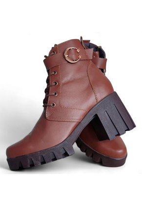 Bota De Mujer En CUERO Marca Moreliber By Monserrate Ref Perla Miel