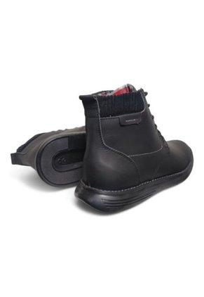 Botas En CUERO Para Hombre Color NegroMarca Monserrate Ref. Timbal