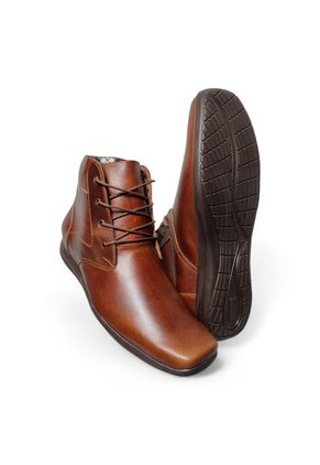 Botas En CUERO Para Hombre Color Miel Marca Monserrate Ref. Cordillera